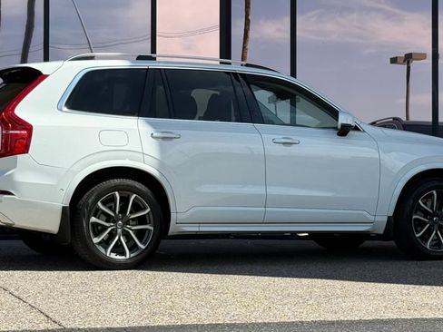 Used 2016 Volvo XC90 T6 Momentum w/ Momentum Plus Package AWD/4WD image 13
