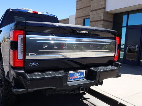 Used 2024 Ford F350 Platinum w/ Tremor Off-Road Package AWD/4WD image 19