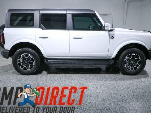 Used 2025 Ford Bronco Outer Banks AWD/4WD image 6