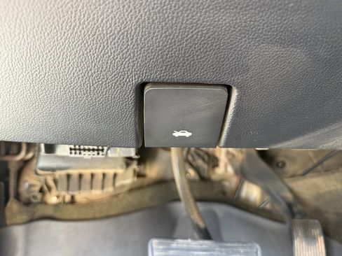 Used 2016 Chevrolet Silverado 2500 LT image 17