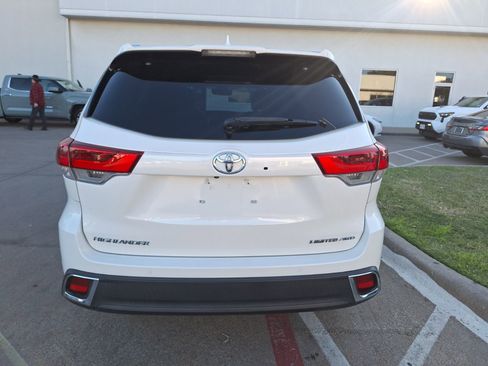 Used 2019 Toyota Highlander Limited image 5
