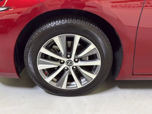 Used 2020 Lexus ES 350 w/ Premium Package image 29