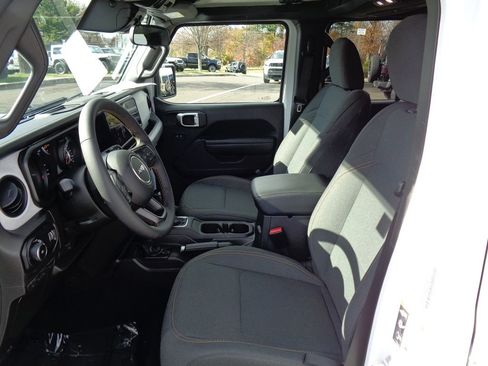 Certified 2024 Jeep Wrangler Sport S image 9