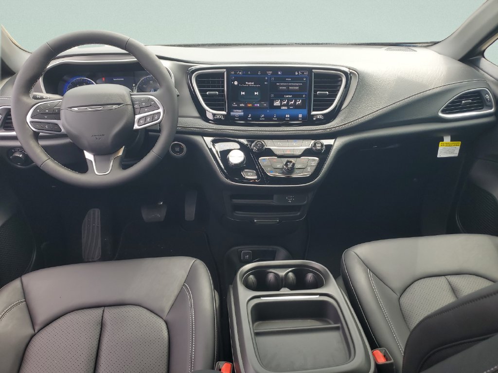 New 2027 Chrysler Pacifica Select FWD image 11