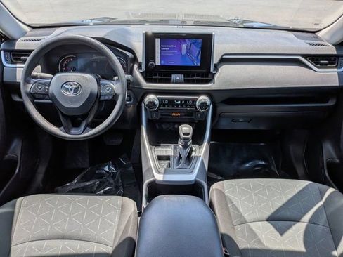 Used 2024 Toyota RAV4 XLE FWD image 15