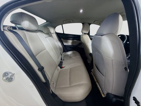 Used 2019 MAZDA MAZDA3 w/Preferred Pkg image 26