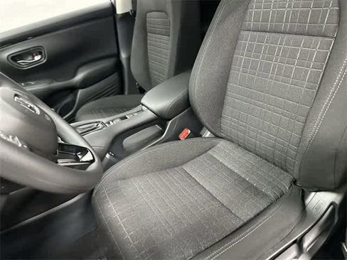 New 2026 Honda HR-V LX image 10