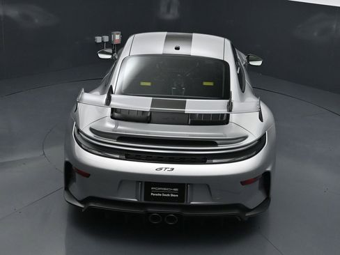 Certified 2026 Porsche 911 GT3 RWD image 15