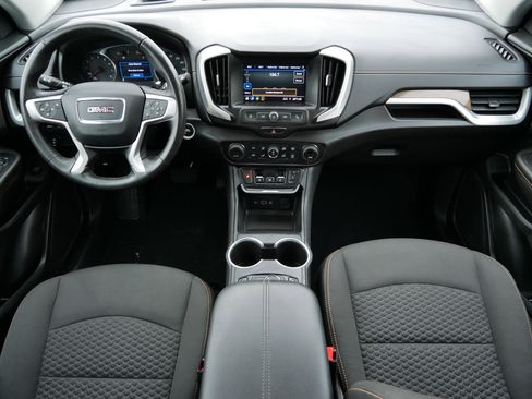 Used 2020 GMC Terrain SLE w/ Driver Convenience Package image 10