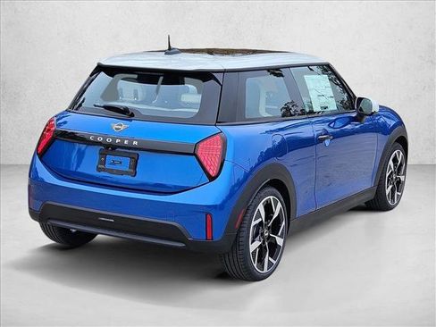 Used 2026 MINI Cooper 2-Door Hardtop FWD image 2