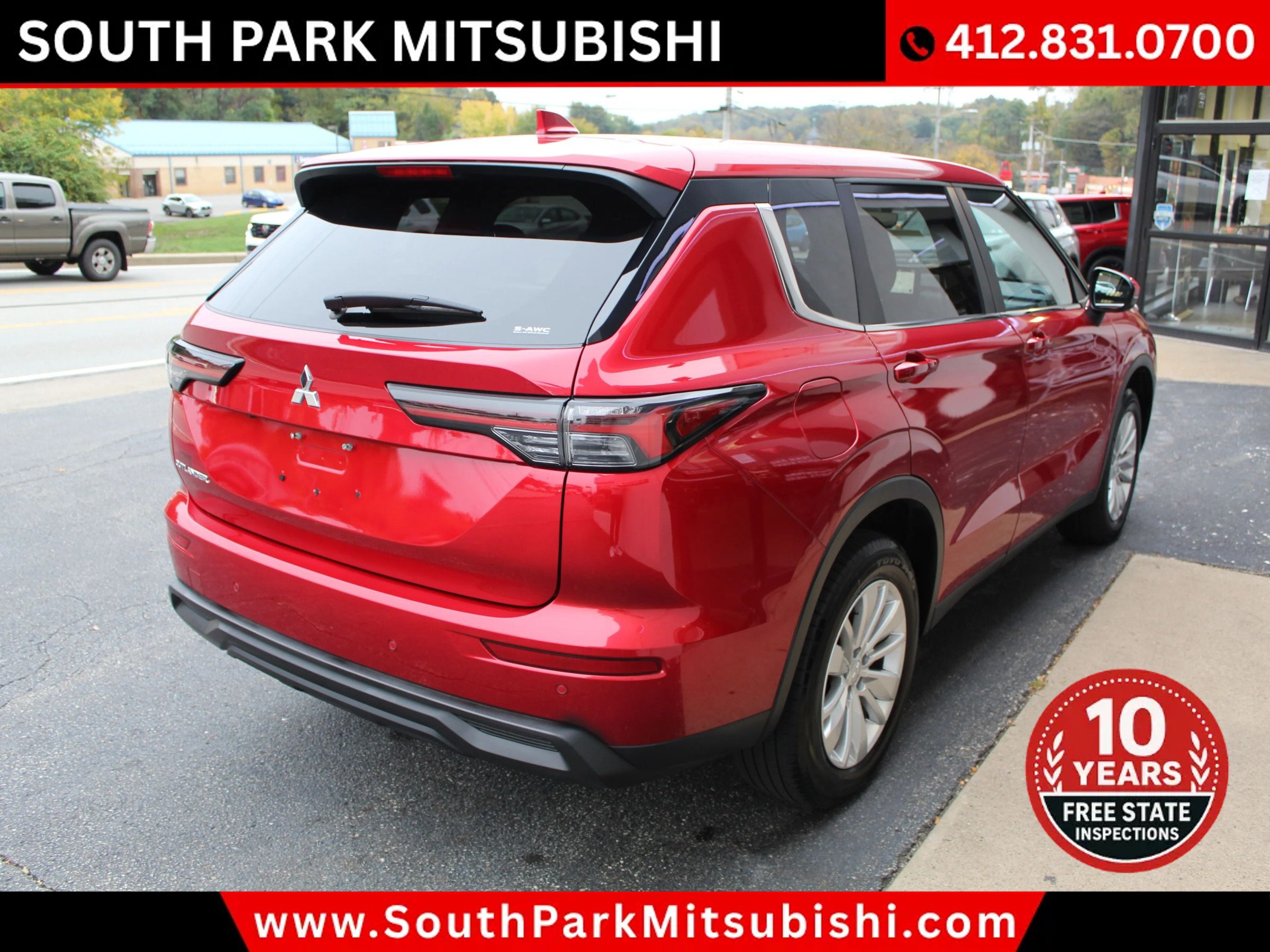 Used 2025 Mitsubishi Outlander ES AWD/4WD image 9