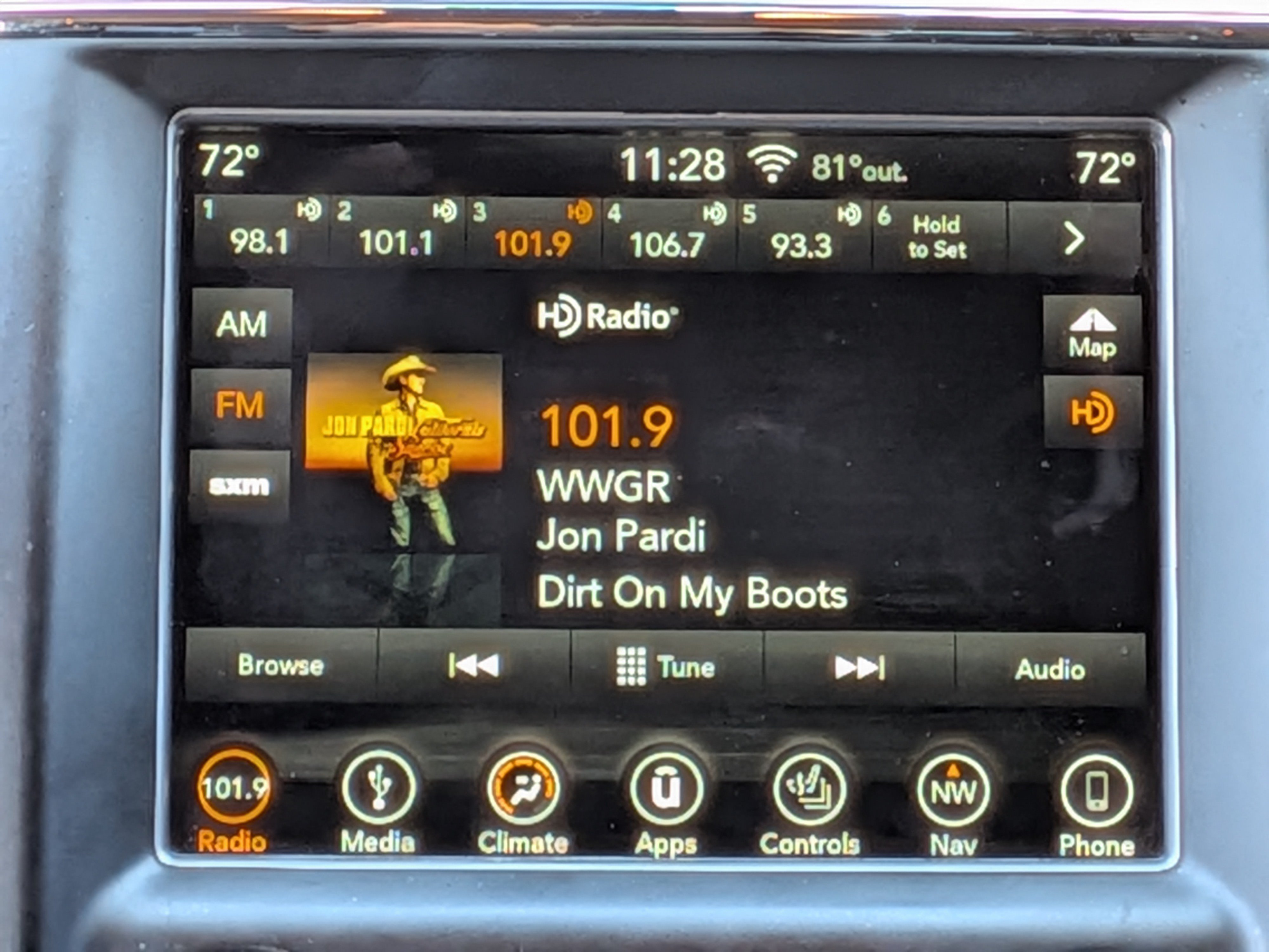 Used 2018 Jeep Grand Cherokee Altitude RWD image 22