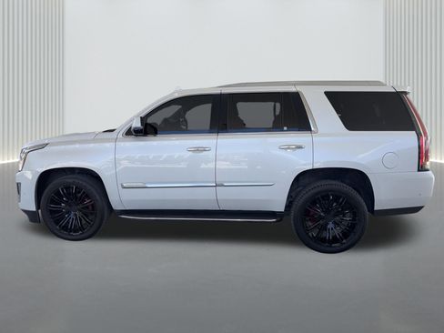 Used 2019 Cadillac Escalade Luxury RWD image 8