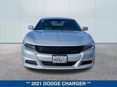 Used 2021 Dodge Charger SXT w/ Leather Interior Group RWD image 8