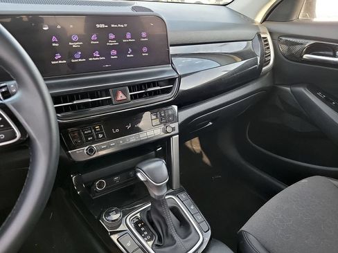 Used 2024 Kia Seltos S AWD/4WD image 24
