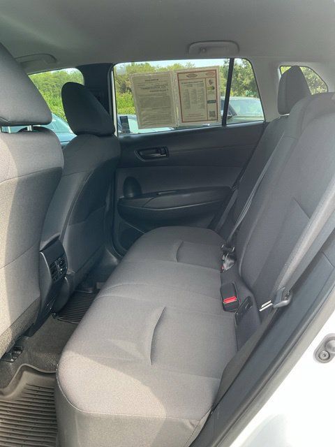 Used 2024 Toyota Corolla Cross LE FWD image 15