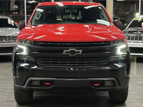 Used 2020 Chevrolet Silverado 1500 LT Trail Boss image 3