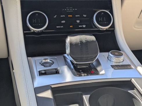 New 2026 Jaguar F-PACE R-Dynamic S image 16