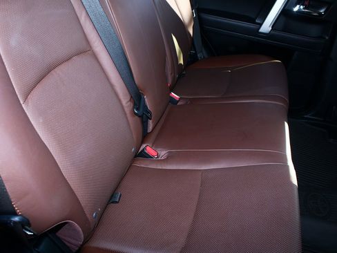 Used 2022 Toyota 4Runner Limited image 7