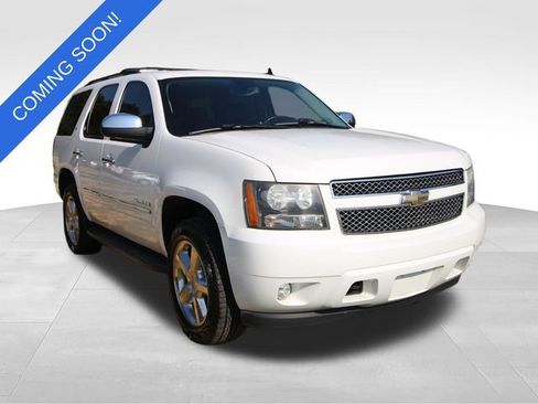 Used 2009 Chevrolet Tahoe LTZ AWD/4WD image 1
