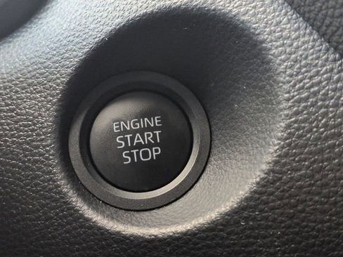 Certified 2025 Toyota Corolla Cross XLE AWD/4WD image 17