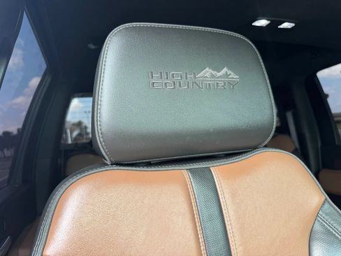 Used 2020 Chevrolet Silverado 3500 High Country AWD/4WD image 34