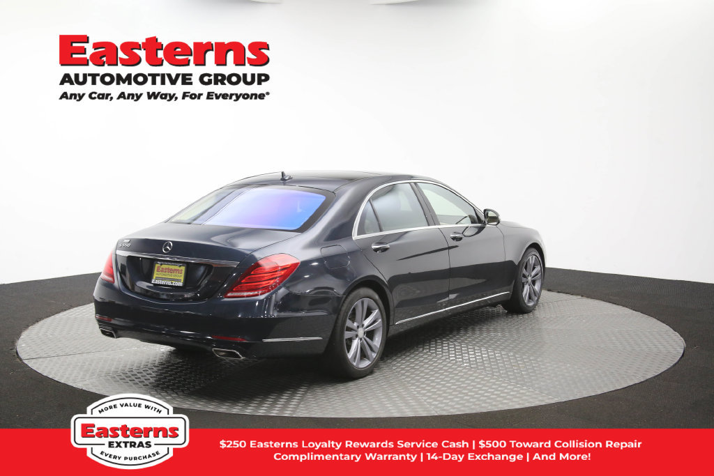 Used 2017 Mercedes-Benz S 550 4MATIC Sedan w/ Premium Package image 44