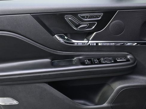 Certified 2023 Lincoln Corsair Reserve image 22