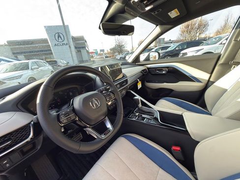 New 2025 Acura ADX A-Spec image 18