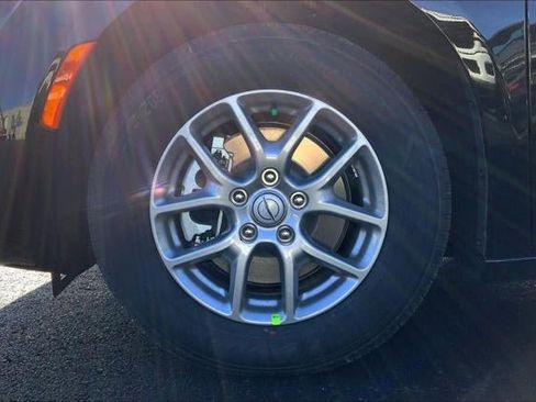 New 2026 Chrysler Voyager LX image 39