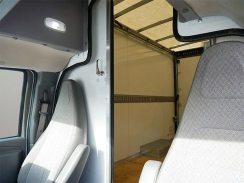 Used 2023 Chevrolet Express 3500 w/ Power Convenience Package image 11