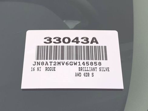 Used 2016 Nissan Rogue S image 16