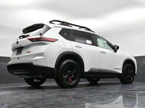 New 2026 Nissan Rogue SV w/ Rock Creek Premium Package image 31