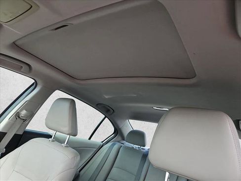Used 2016 Honda Accord Touring image 21