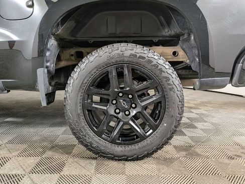 Used 2023 Chevrolet Silverado 1500 LT Trail Boss image 11