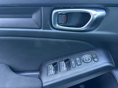 Used 2025 Honda Civic Sport image 11