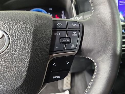 Used 2025 Toyota Camry LE image 23