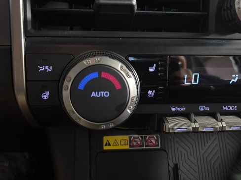 Used 2025 Toyota 4Runner TRD Off-Road Premium AWD/4WD image 22