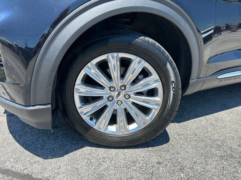 Used 2021 Ford Explorer Limited w/ Class III Trailer Tow Package AWD/4WD image 45