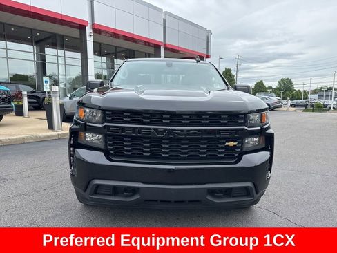 Used 2020 Chevrolet Silverado 1500 Custom w/ Custom Value Package AWD/4WD image 10