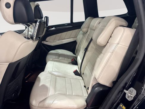 Used 2017 Mercedes-Benz GLS 63 AMG 4MATIC image 26