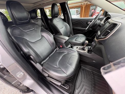 Used 2015 Jeep Cherokee Limited AWD/4WD image 26