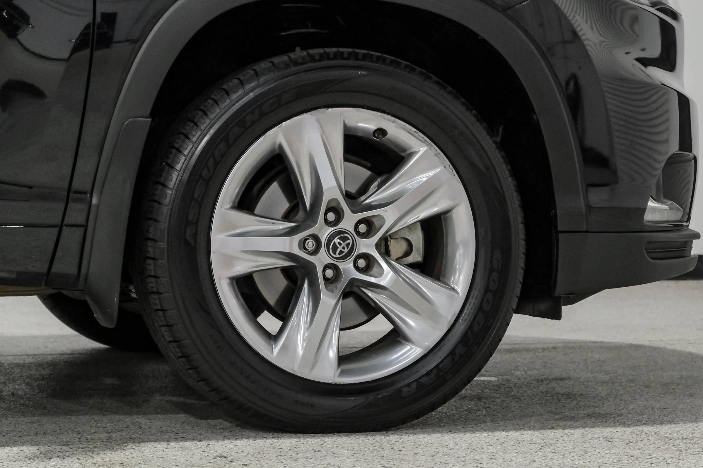 Used 2016 Toyota Highlander Limited Platinum AWD/4WD image 76