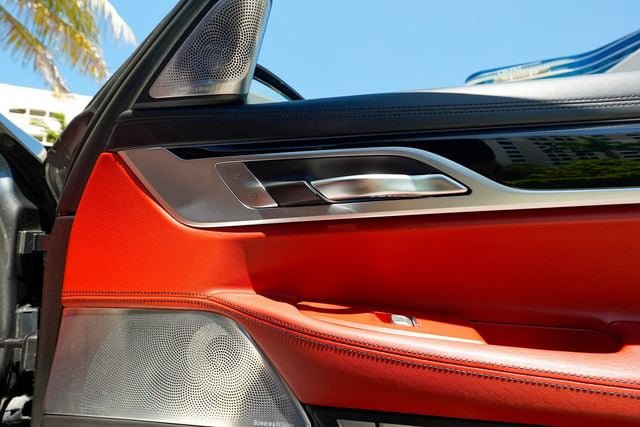 Used 2017 BMW ALPINA B7 xDrive AWD/4WD image 86