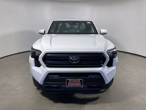 New 2026 Toyota Tacoma SR5 RWD image 8
