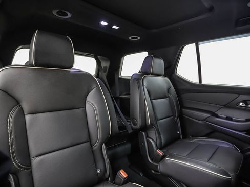Used 2023 Chevrolet Traverse Premier w/ LPO, Floor Liner Package AWD/4WD image 30