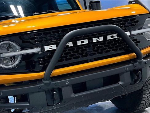 Used 2021 Ford Bronco Wildtrak image 37