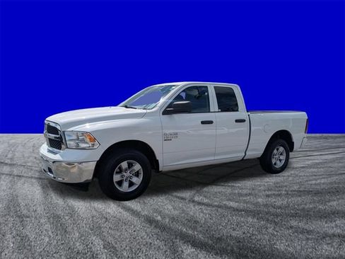 Used 2024 RAM 1500 Classic SLT AWD/4WD image 8