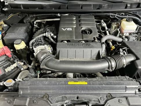 Used 2022 Nissan Frontier PRO-4X AWD/4WD image 24