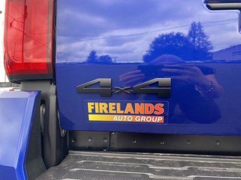 New 2025 Toyota Tacoma TRD Off-Road image 18